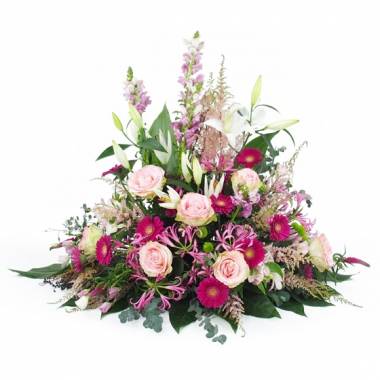 Coussin de fleurs pastels en hauteur Tirynthe