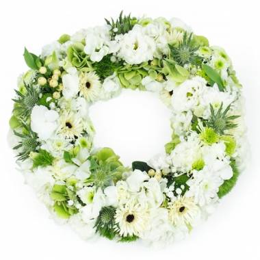 Petite couronne de fleurs blanches Épona